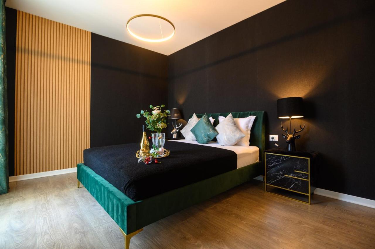 Appartamento North Twin Bucarest Esterno foto